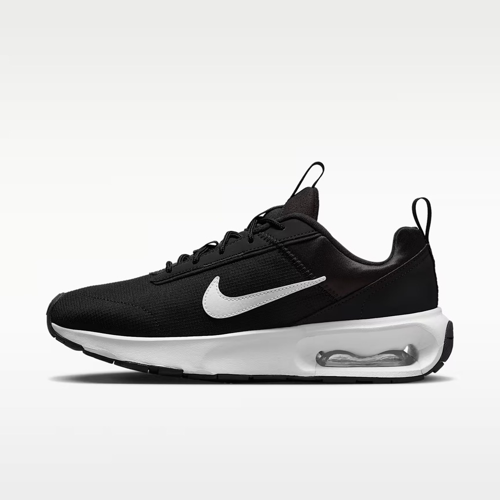 Nik Black and White Air Sneakers Women